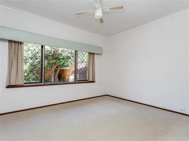 Sixth view of Homely villa listing, 1/9 Bindaring Parade, Claremont WA 6010