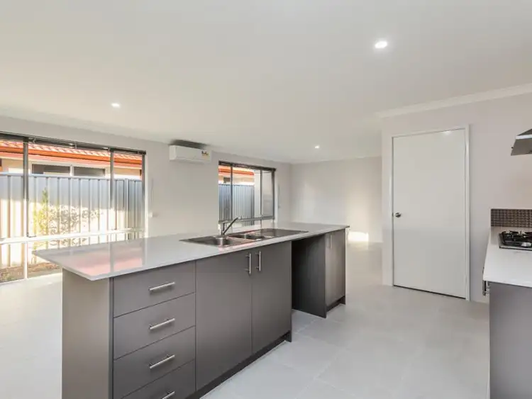Sixth view of Homely house listing, 51 Molonglo Crescent, Baldivis WA 6171