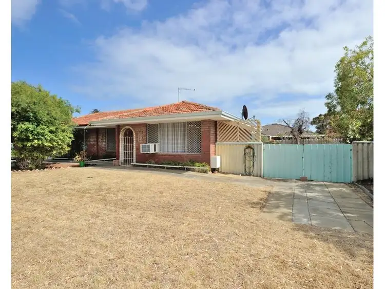 2B Minchinson, Shoalwater WA 6169