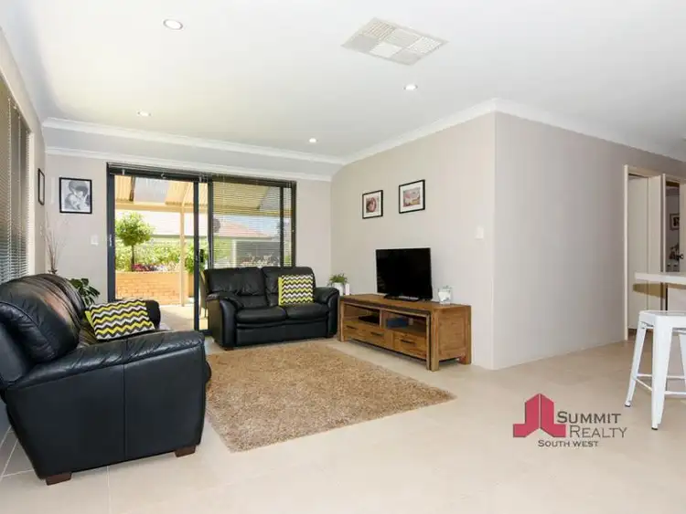 Seventh view of Homely house listing, 18 Margaret Circle, Eaton WA 6232