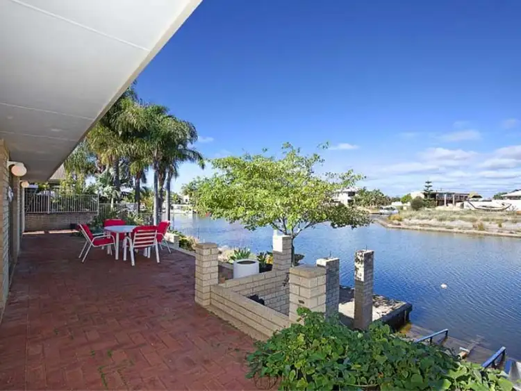 24 Woolah Place, South Yunderup WA 6208