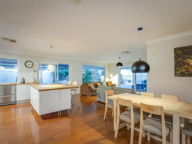 Seventh view of Homely house listing, 16 Michigan Heights, Success WA 6164