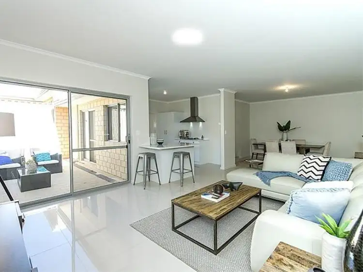 8D Wyong Road, Bentley WA 6102