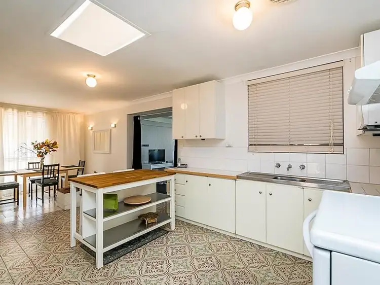 Fifth view of Homely house listing, 1 Grevillea Place, Heathridge WA 6027