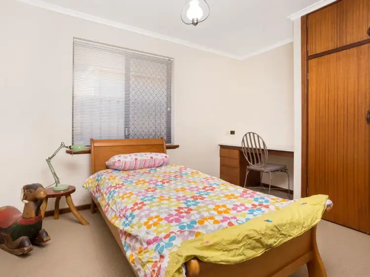 Sixth view of Homely house listing, 13 Stone Court, Kardinya WA 6163