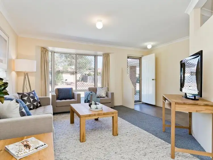 13 Squires Gardens, Stratton WA 6056