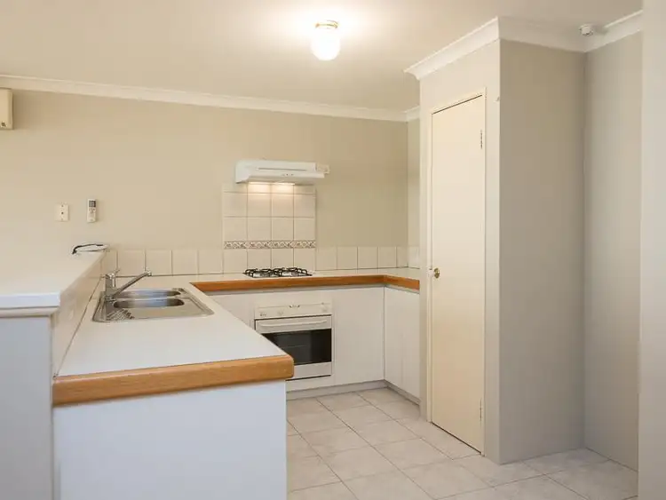 Fifth view of Homely house listing, 6/3 Garden St, Cannington WA 6107