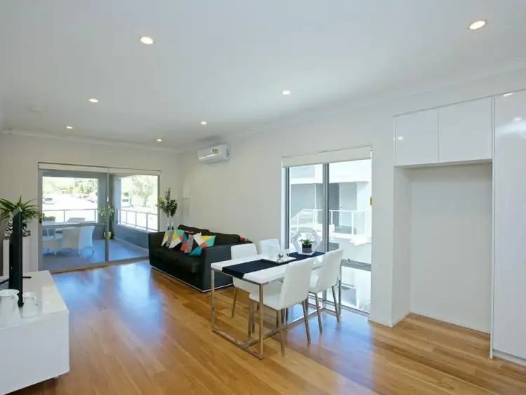 Sixth view of Homely apartment listing, 6/16 King George Street, Innaloo WA 6018