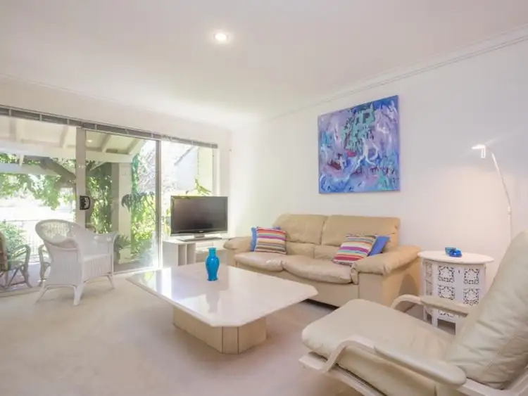 6/88 Davies Road, Claremont WA 6010