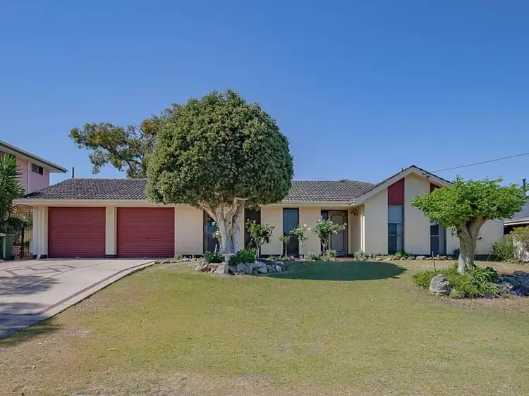 27 Carlyle Crescent, Duncraig WA 6023