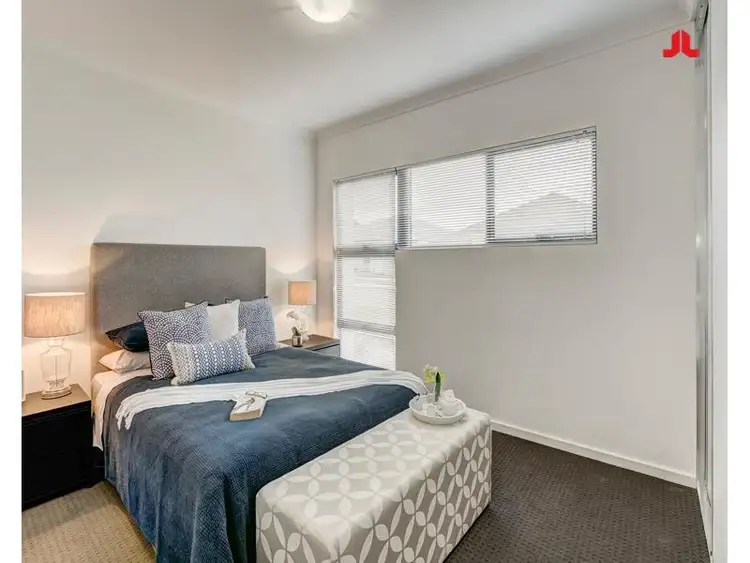 Fourth view of Homely house listing, 11 Furioso Green, Baldivis WA 6171