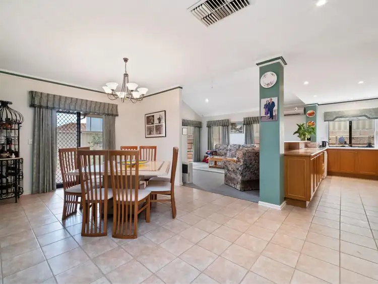 Sixth view of Homely house listing, 2/25 Burragah Way, Duncraig WA 6023