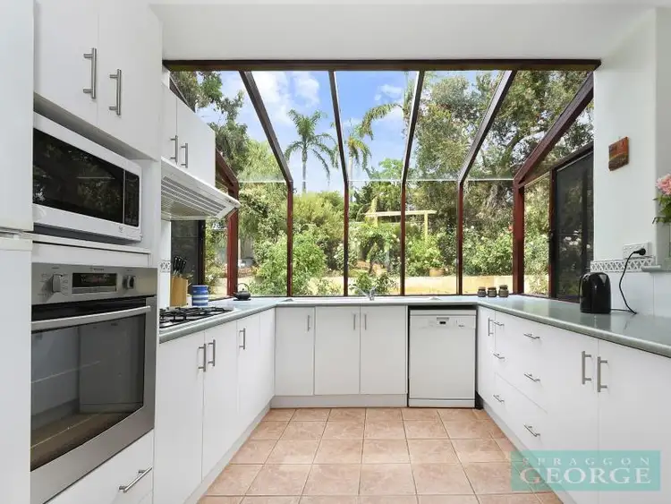 1 Bonsall Place, Carine WA 6020