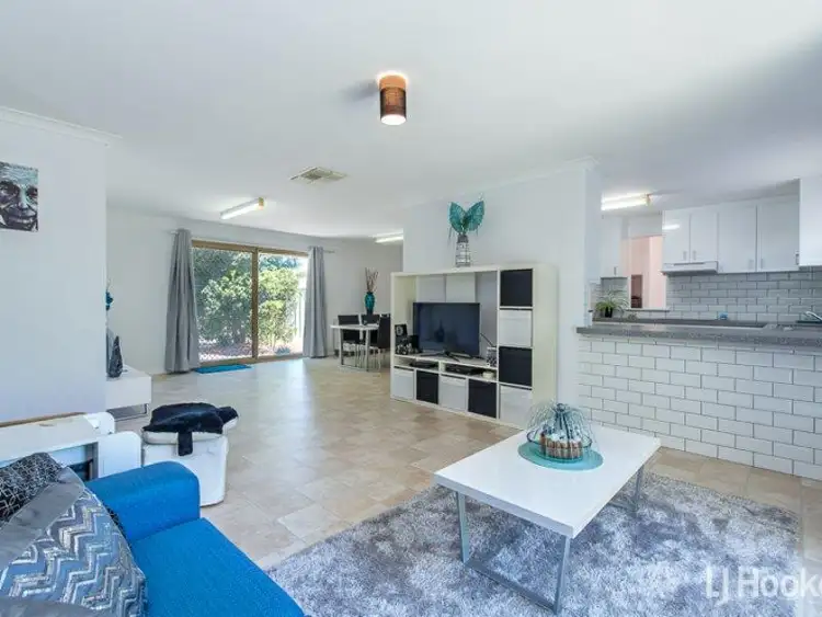 Seventh view of Homely house listing, 18 Harrier Close, Huntingdale WA 6110