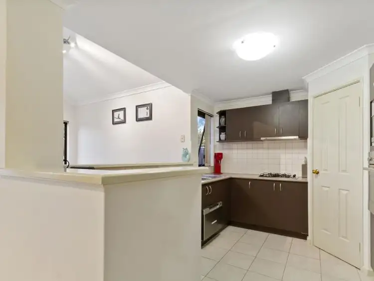 Fifth view of Homely villa listing, 2/439 Karrinyup Road, Innaloo WA 6018