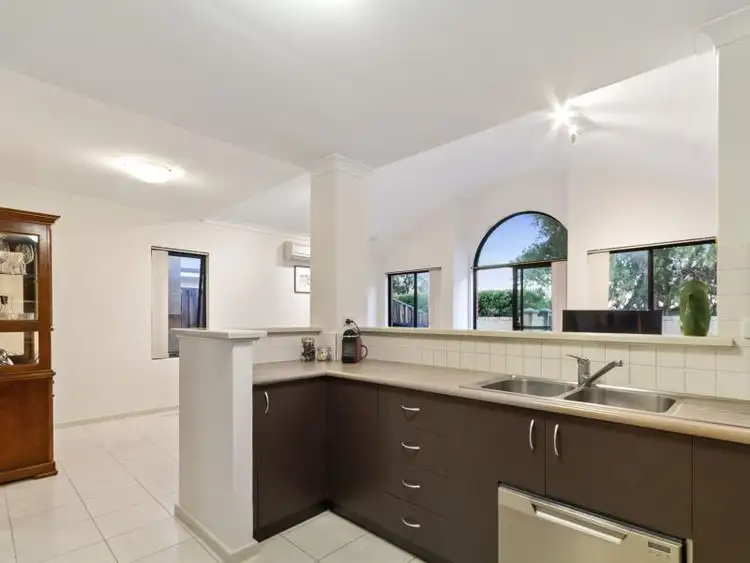 Sixth view of Homely villa listing, 2/439 Karrinyup Road, Innaloo WA 6018