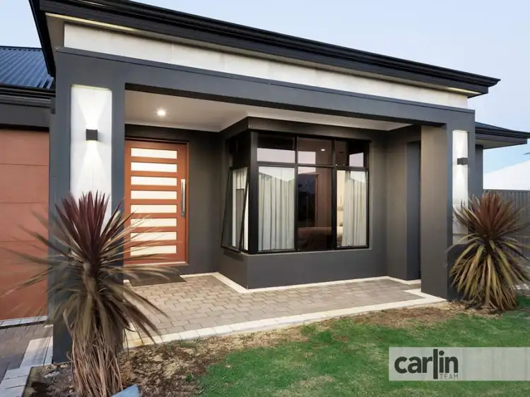 30 Wimbledon Drive, Piara Waters WA 6112