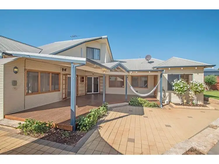 48 Campbell Street, Lamington WA 6430