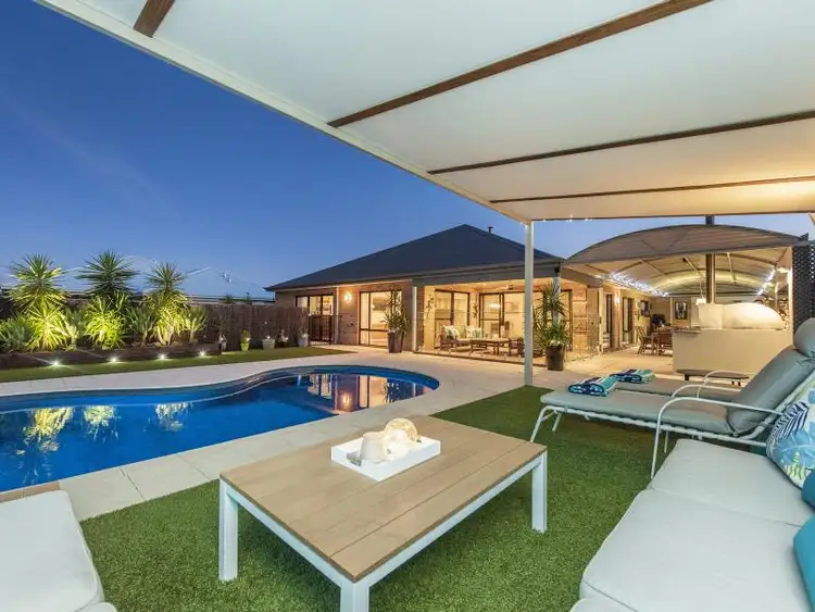 Second view of Homely house listing, 18 Kedleston Link, The Vines WA 6069