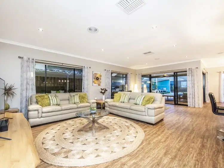 Fifth view of Homely house listing, 18 Kedleston Link, The Vines WA 6069
