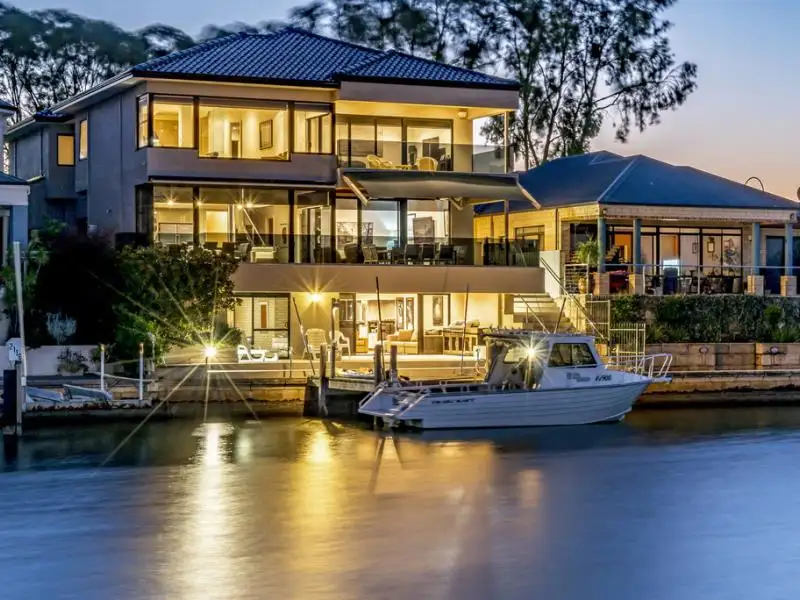 Main view of Homely house listing, 4 Condor Mews, Halls Head WA 6210