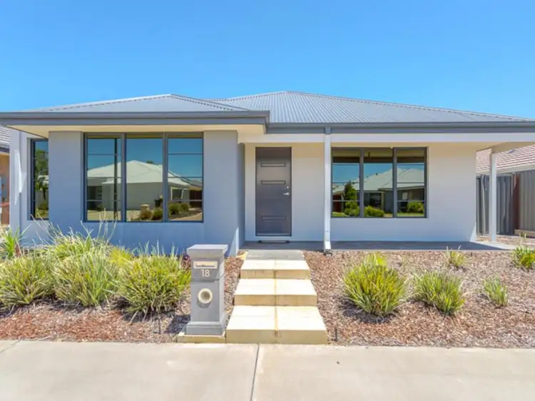 Second view of Homely house listing, 18 Battams Way, Byford WA 6122