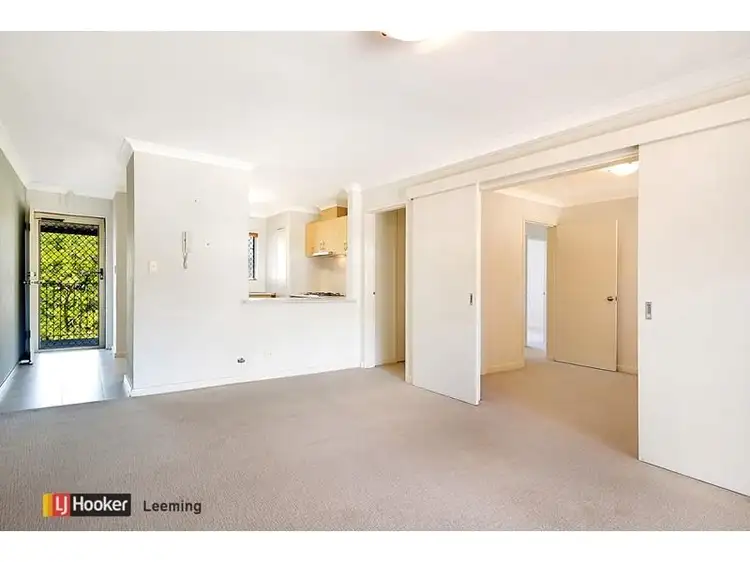 Fourth view of Homely apartment listing, 11/15 Rosalind Way, Coolbellup WA 6163