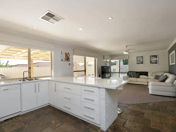 Sixth view of Homely house listing, 3 Nandus Court, Heathridge WA 6027