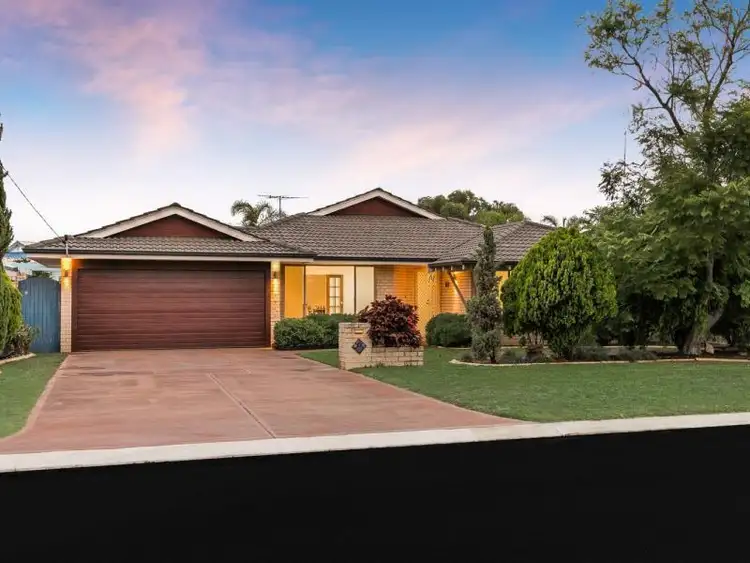 Second view of Homely house listing, 8 Kingsbridge Road, Warnbro WA 6169