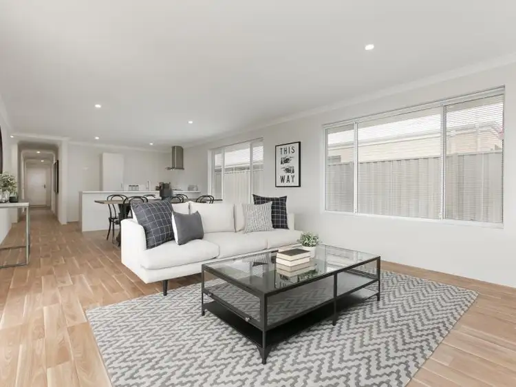 8 Wonnich Street, Byford WA 6122