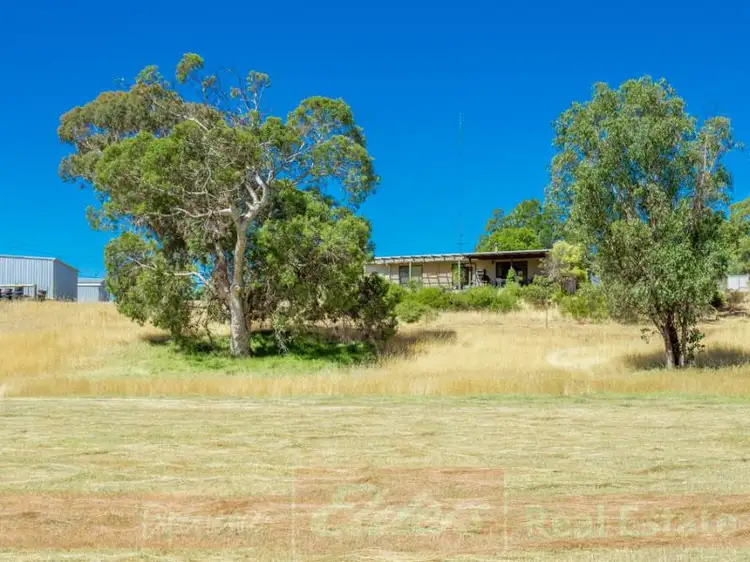 118 CRAMPTON ROAD, Burekup WA 6227