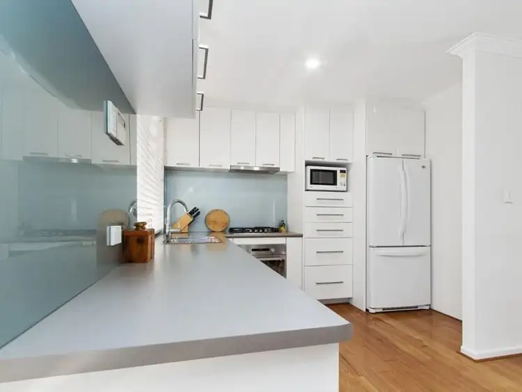 Fifth view of Homely villa listing, 3/89 Ewen Street, Scarborough WA 6019