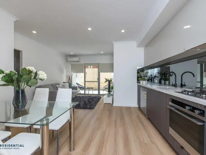 Main view of Homely apartment listing, 2/52 Odin Road, Innaloo WA 6018