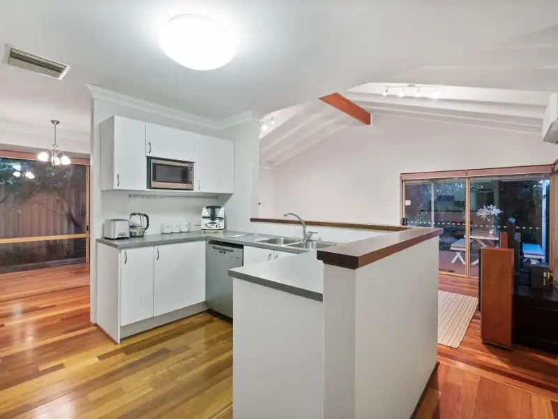 Main view of Homely house listing, 2/2 BISCAY ROAD, Sorrento WA 6020
