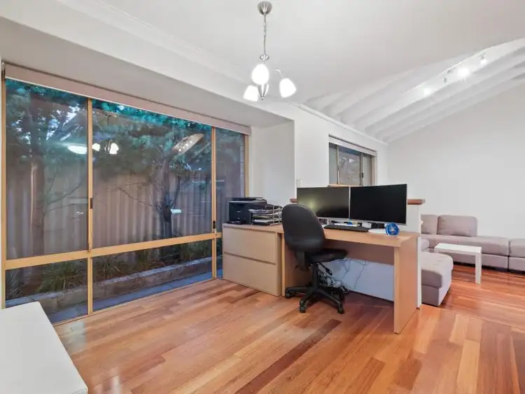 Seventh view of Homely house listing, 2/2 BISCAY ROAD, Sorrento WA 6020