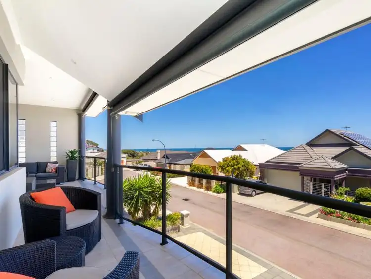 Sixth view of Homely house listing, 8 Bella Vista, Scarborough WA 6019
