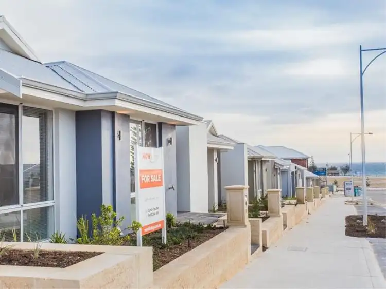 Second view of Homely house listing, 16 Broach Way, Alkimos WA 6038