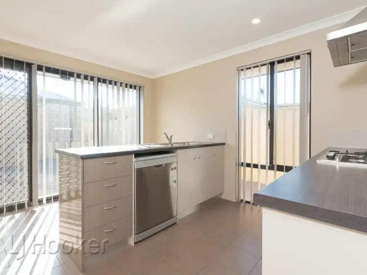 11 Sandy Terrace, Singleton WA 6175