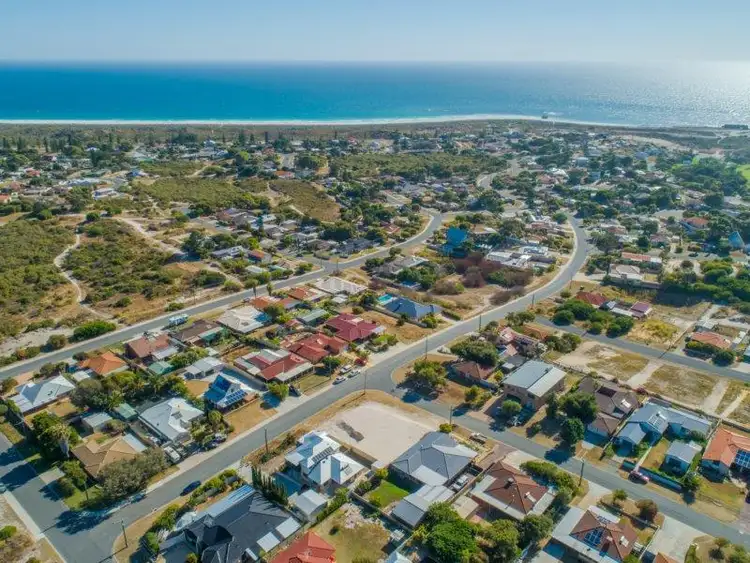 128 Cassilda Way, Two Rocks WA 6037