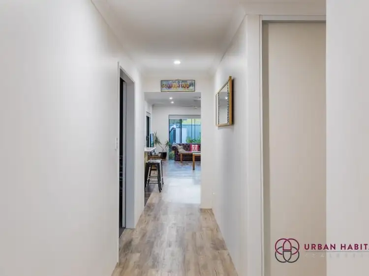 Fourth view of Homely house listing, 4 Berrow Place, Leda WA 6170