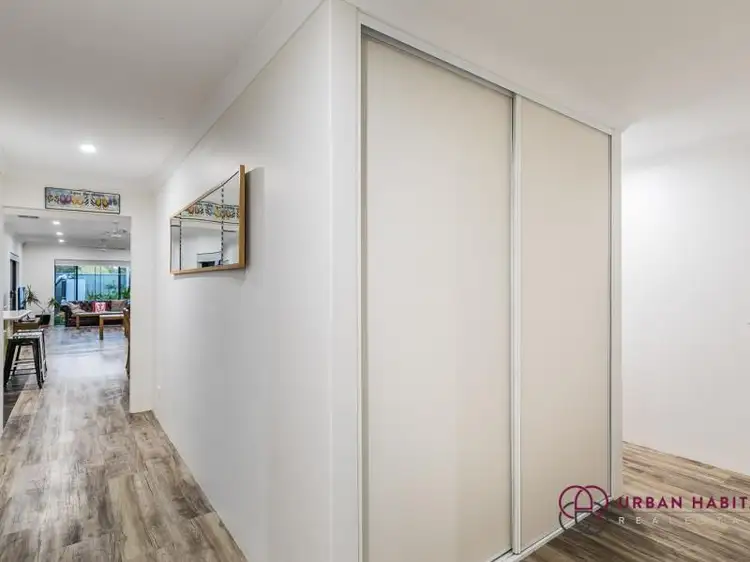 Fifth view of Homely house listing, 4 Berrow Place, Leda WA 6170