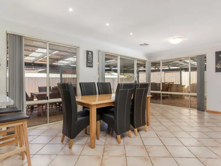 Seventh view of Homely house listing, 15 Chennile Vista, Halls Head WA 6210