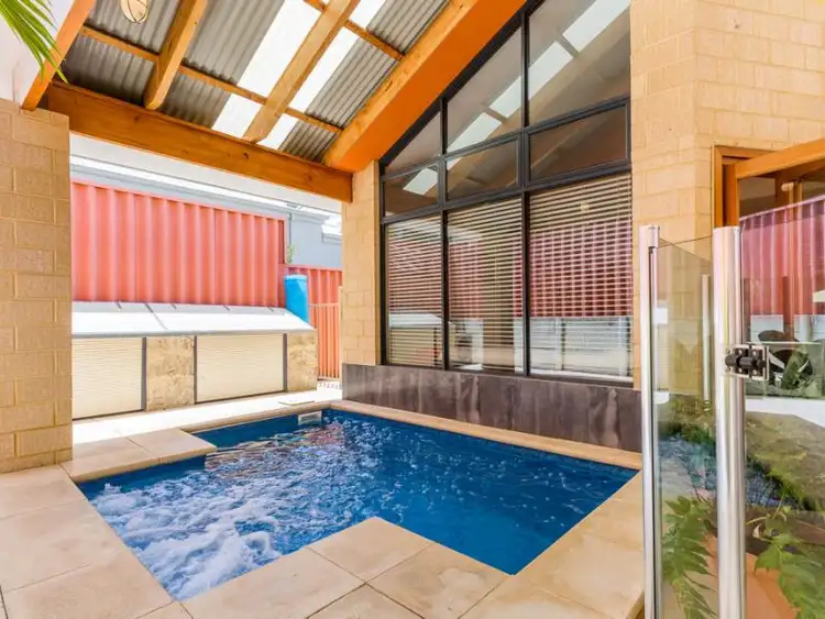 63 Coogee Road, Ardross WA 6153