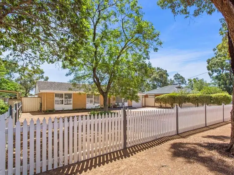 132 Canning Road, Kalamunda WA 6076