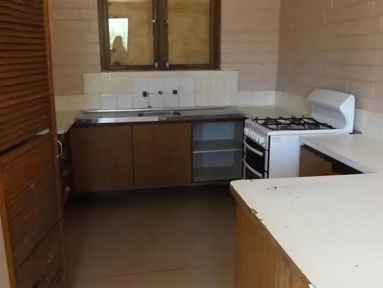 Sixth view of Homely house listing, 10 Watsonia Street, Maddington WA 6109