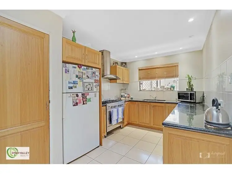 Fifth view of Homely house listing, 2 Abbott Way, Swan View WA 6056