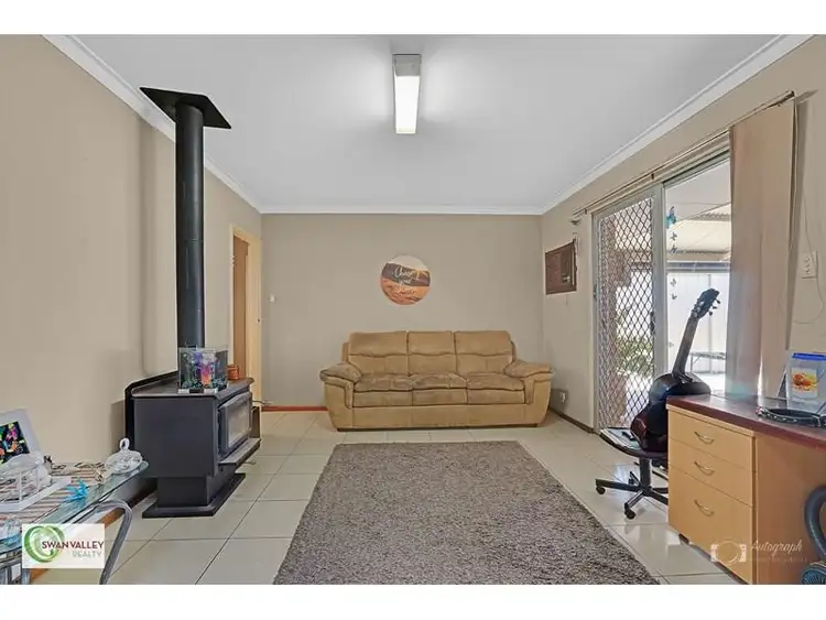 Sixth view of Homely house listing, 2 Abbott Way, Swan View WA 6056
