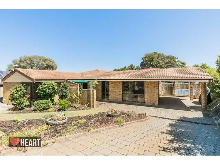 3 Bondini Way, Bibra Lake WA 6163