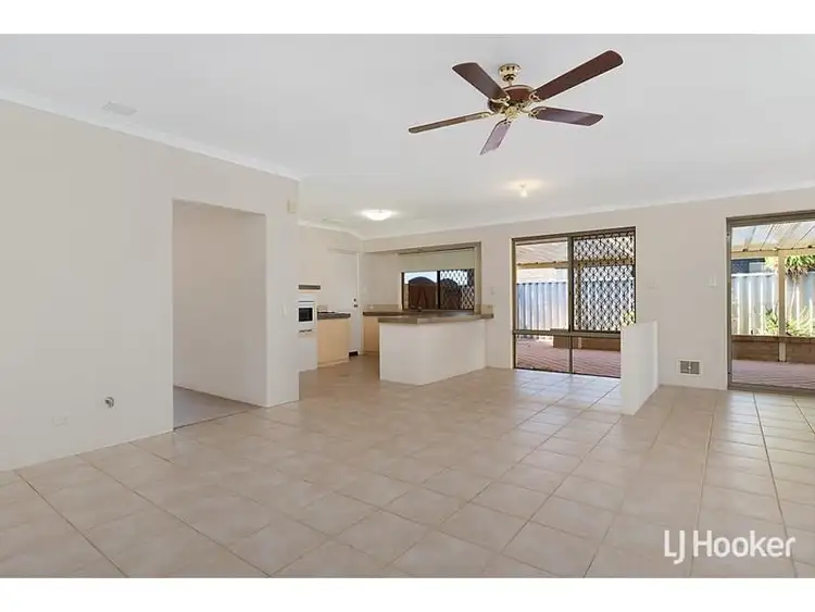 Sixth view of Homely house listing, 9 Ironwood Court, Thornlie WA 6108