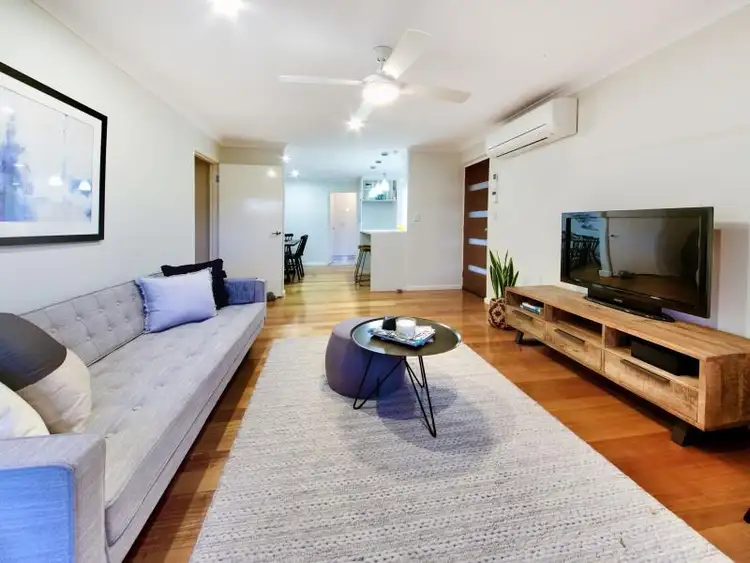 Fifth view of Homely villa listing, 2/33 Calais Road, Scarborough WA 6019